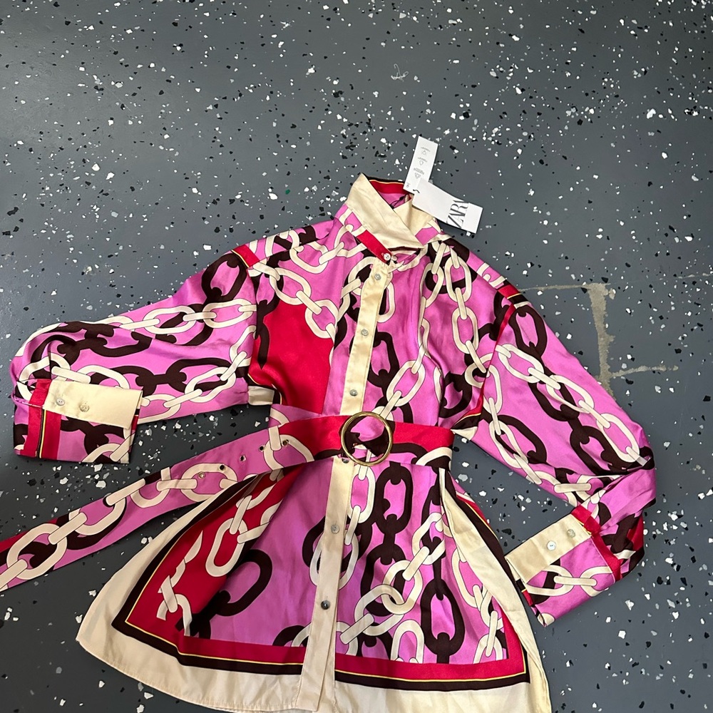 Zara belted jewelry print pink and cream shirt - Picture 2 of 4